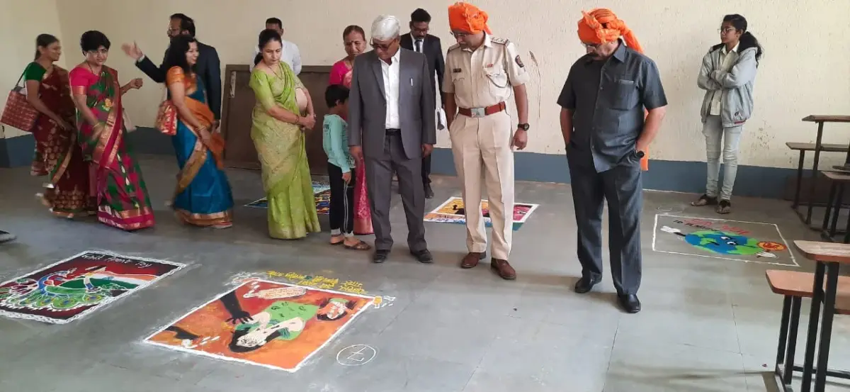 Ssvps'S Late Karmaveer Dr.P.R. Ghogrey Science College, Dhule.: campus photo 2
