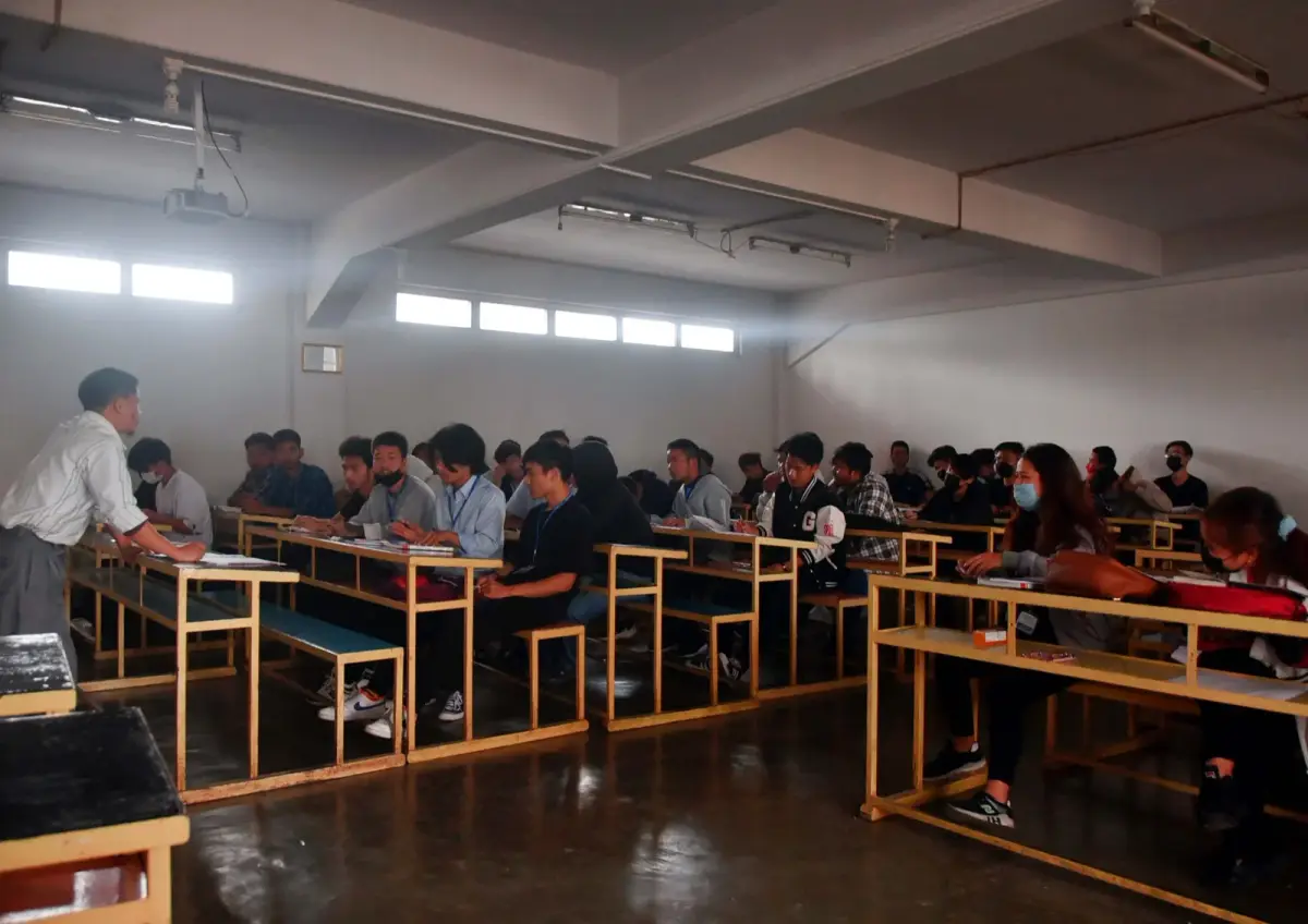 St. Dominic's College: campus photo 1