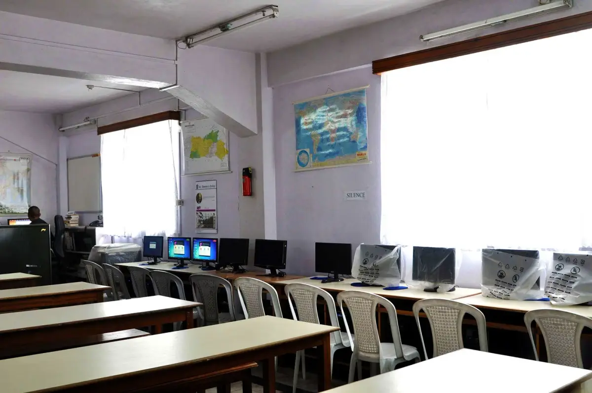 St. Dominic's College: campus photo 2
