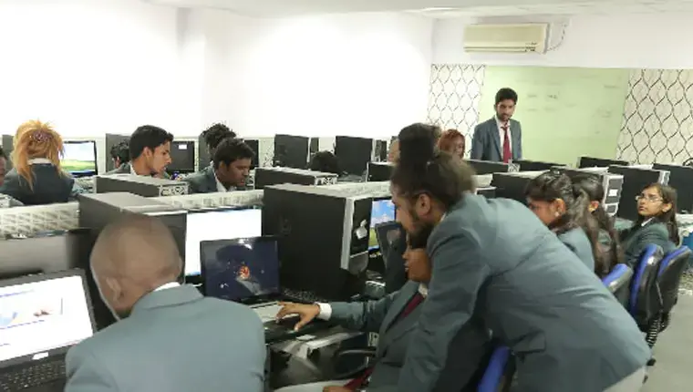 St. George College of Management, Banasawavdi campus photo 7