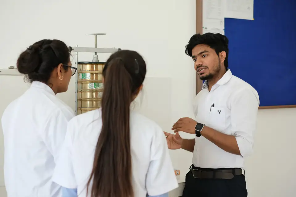 St George Institute of Pharmacy: campus photo 1