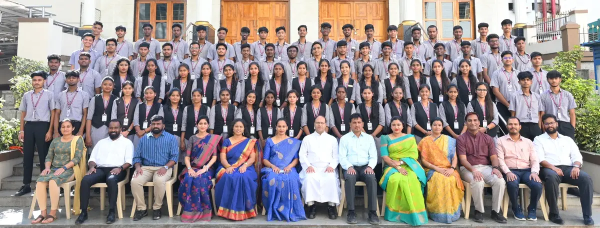 St Josephs Indian Composite Pre University College: campus photo 7