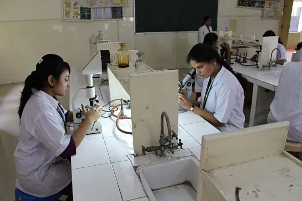 St. Mary's College of Pharmacy: campus photo 7