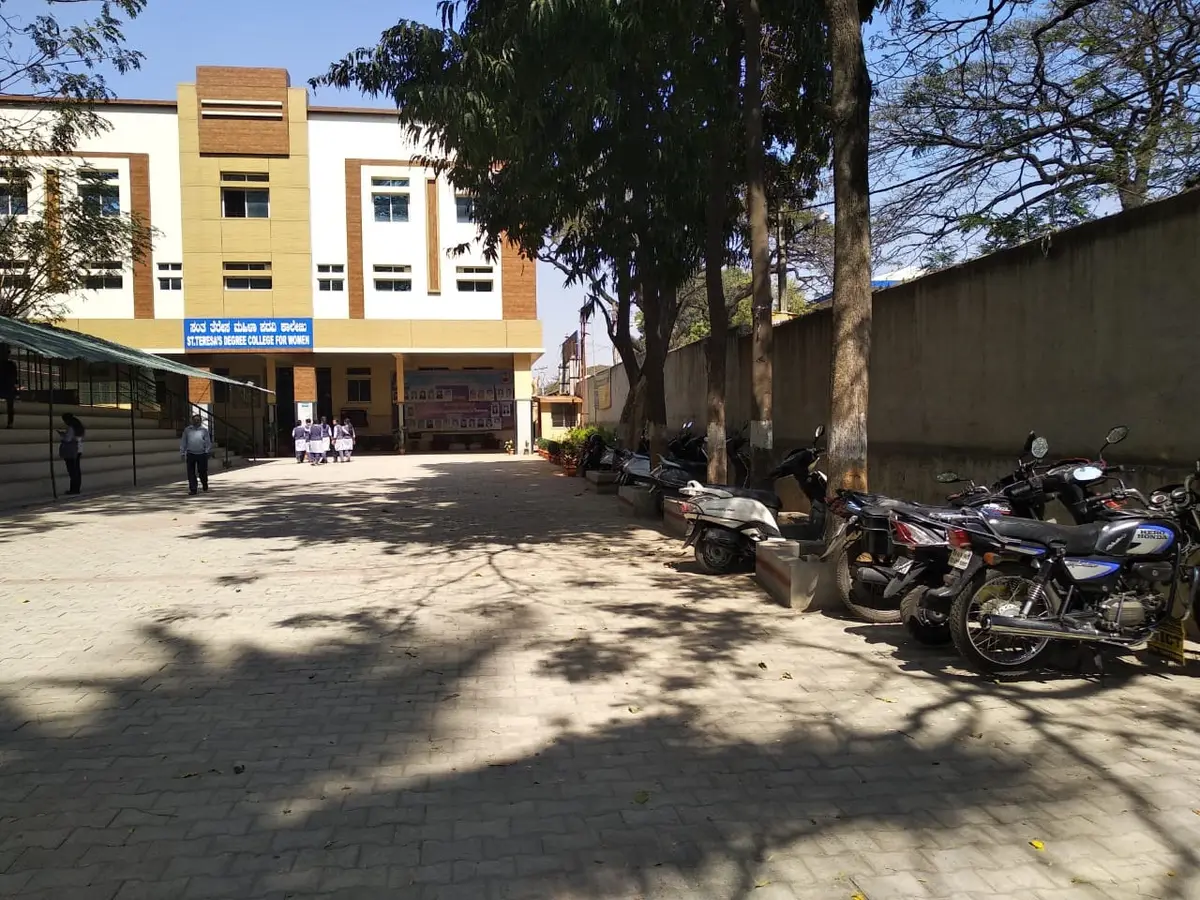 St. Teresa'S Women'S Teachers' Training Institute: campus photo 1