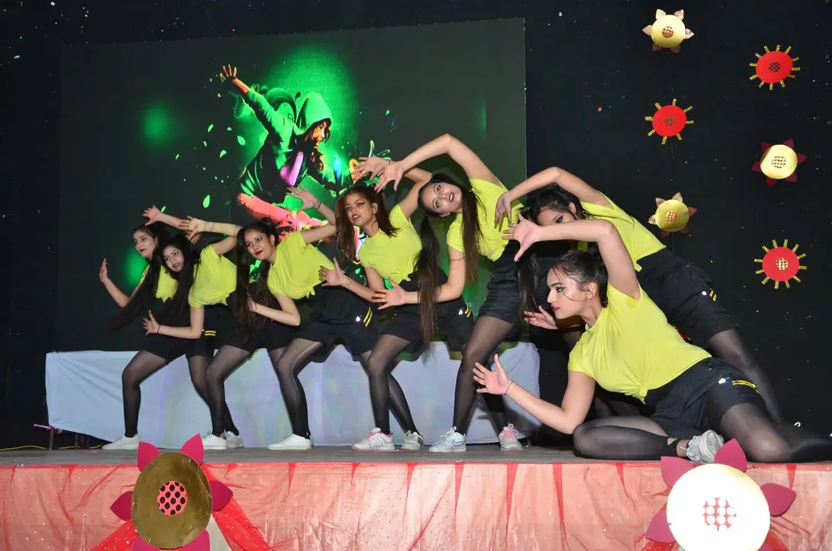 St. Wilfred's College for Girls: campus photo 3