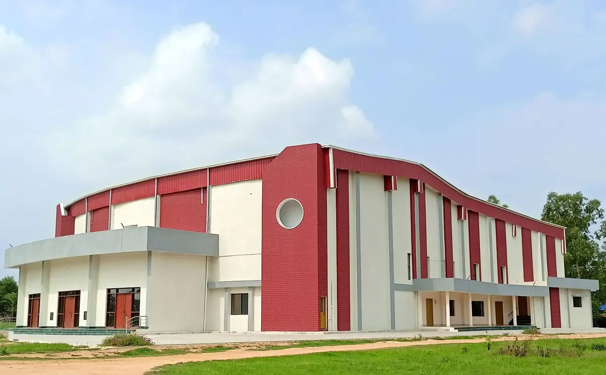 St.Xavier's College, Mahuadand: campus photo 2