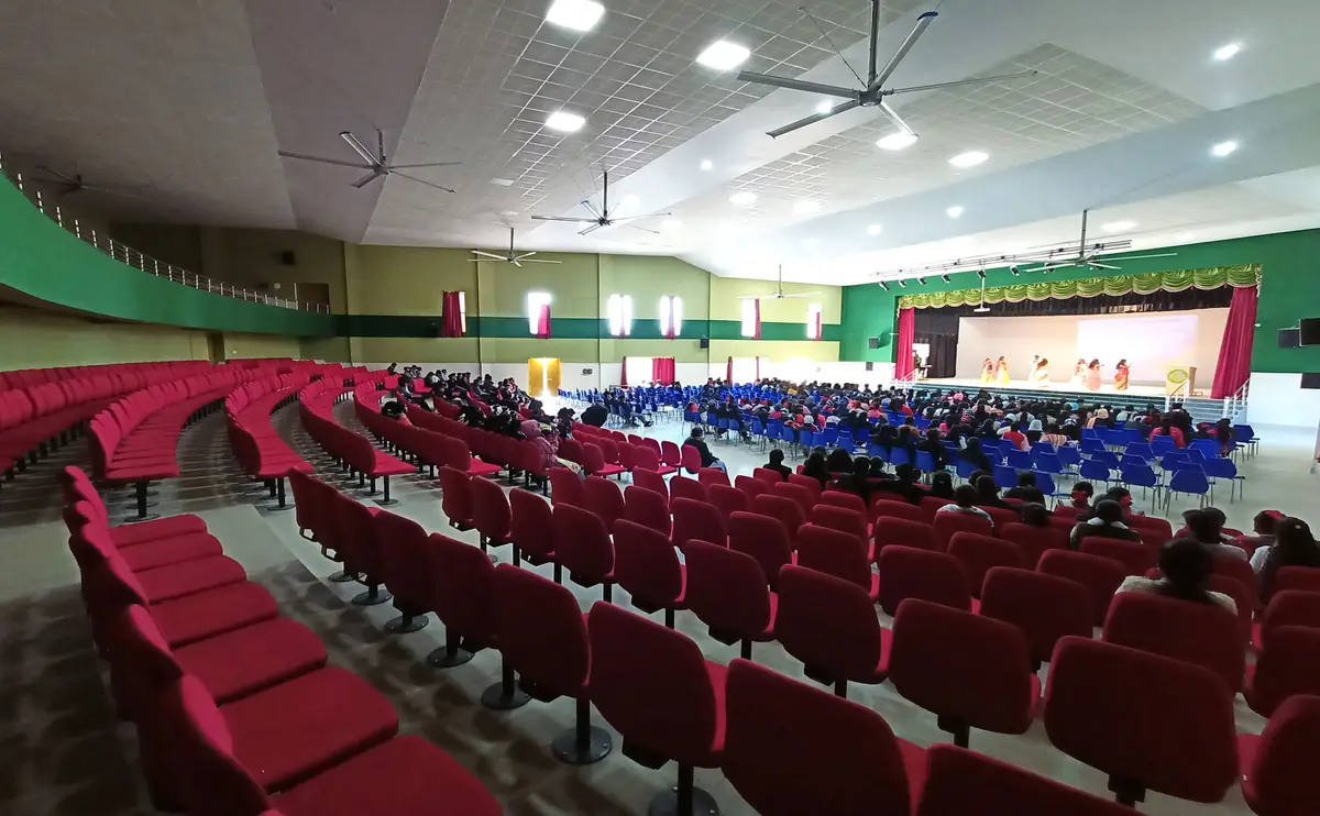 St.Xavier's College, Mahuadand: campus photo 7