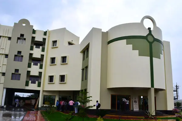 SXUK campus photo 4