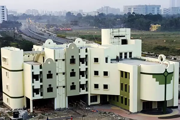 SXUK campus photo 2