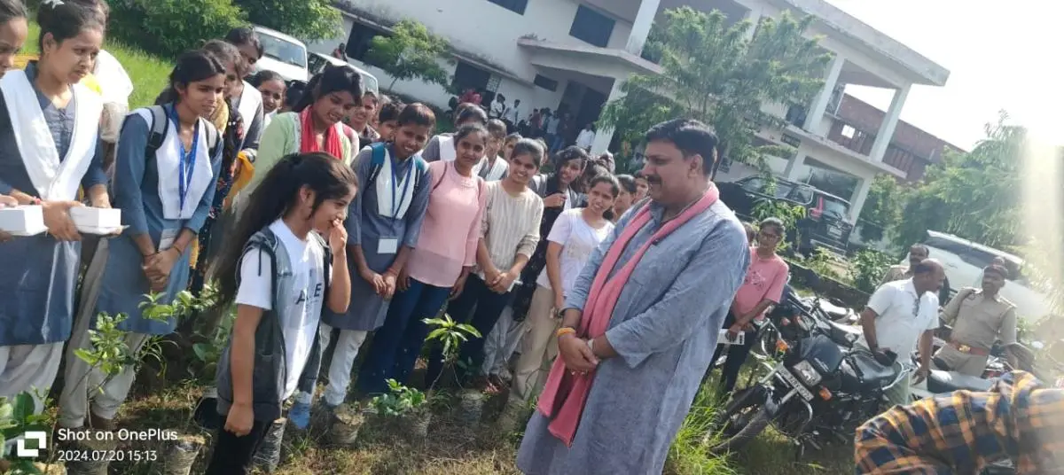 Sw. Daya Shankar Patel Mahavidyalaya: campus photo 3