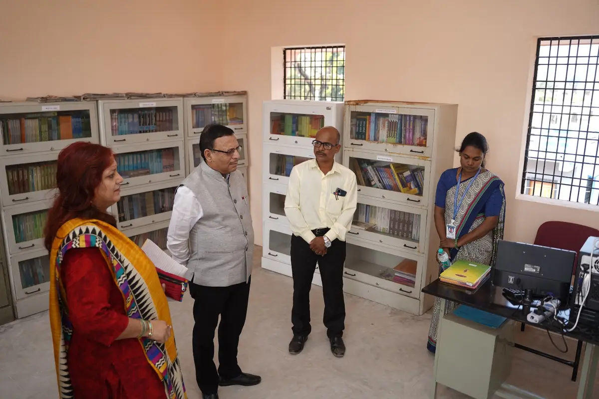Swa. Laxmibai Arts, Science and Commerce Women'S College Allapalli: campus photo 3