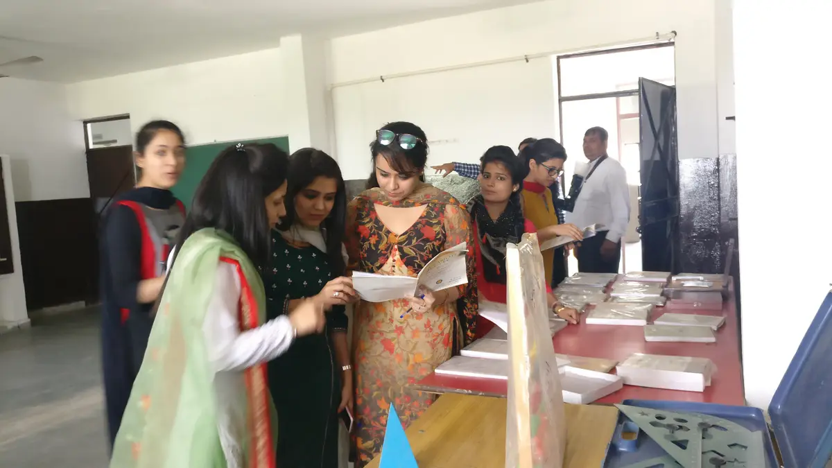 Swami Daya Muni Vidyapeeth College of Education: campus photo 5
