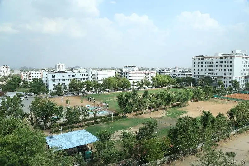 SKIT campus photo 7