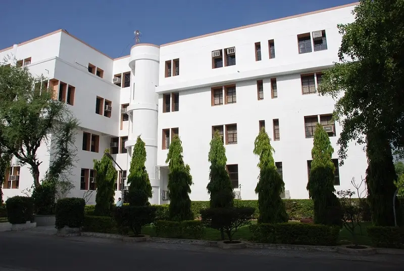 SKIT campus photo 1