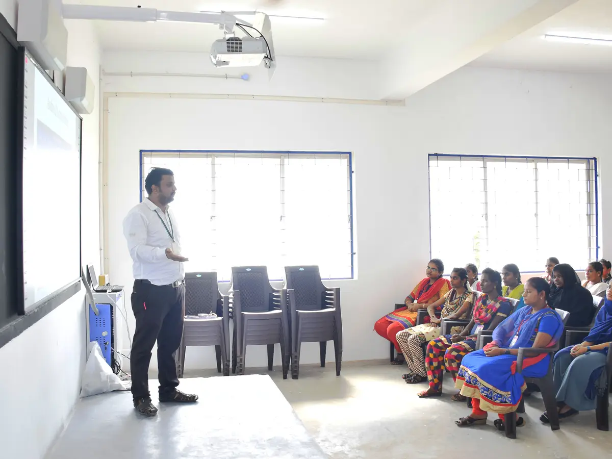 Syed Ammal Arts and Science College: campus photo 2