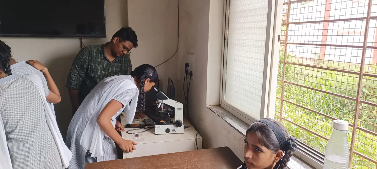 SYMBIOSIS School of Biological Sciences: campus photo 3