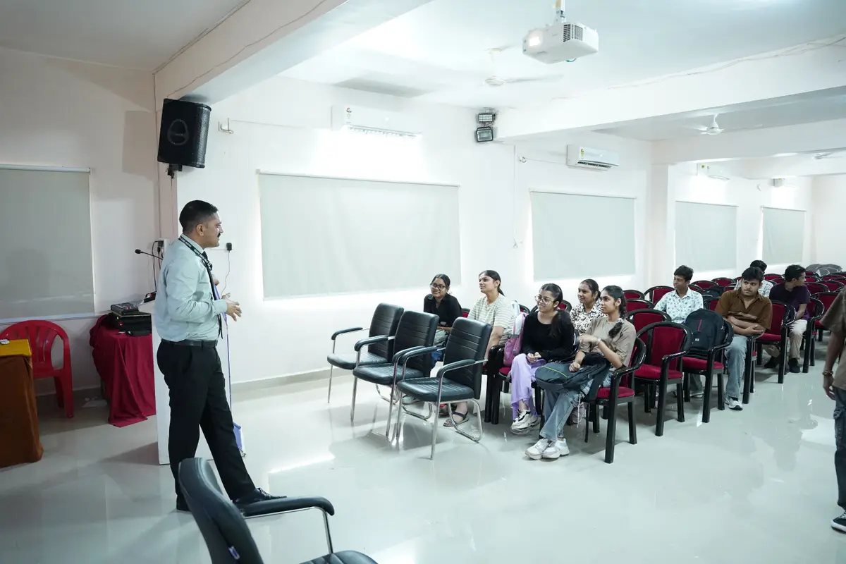 Syna International College of Management Studies: campus photo 2