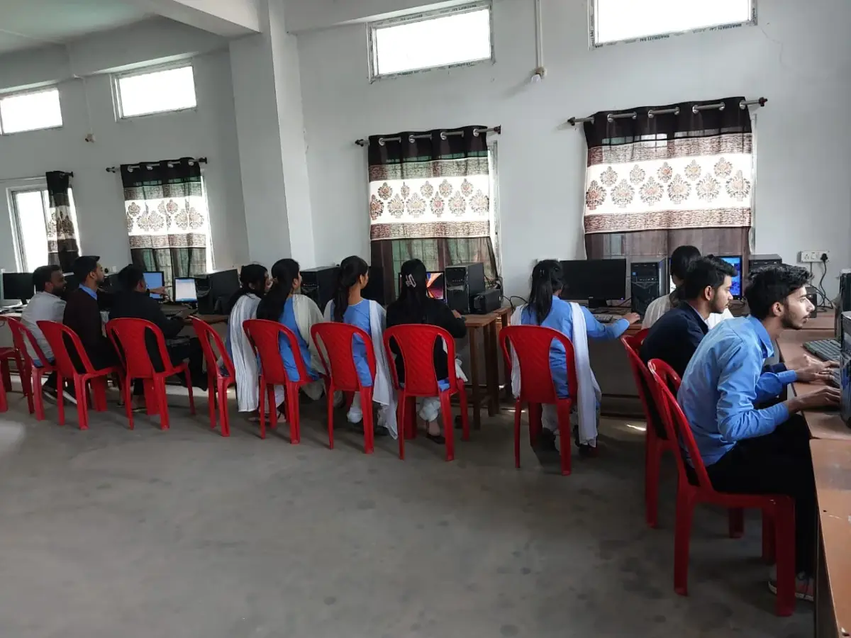 T.T. College: campus photo 6