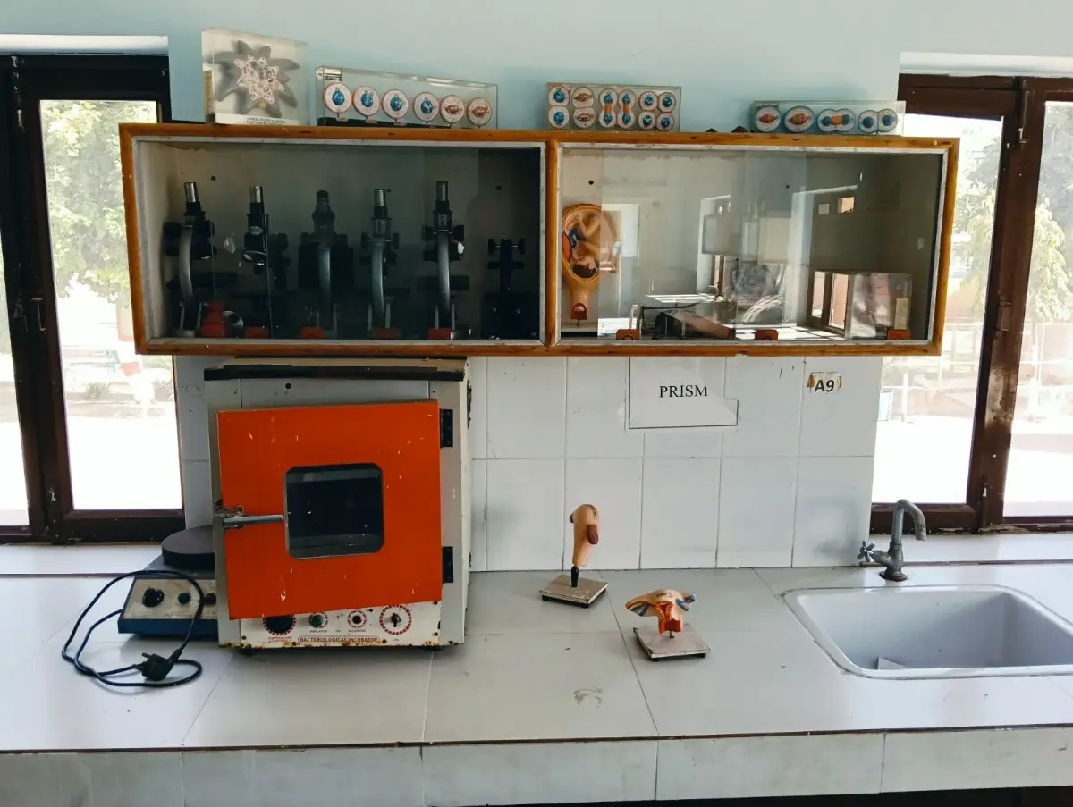 Takshila College: campus photo 8