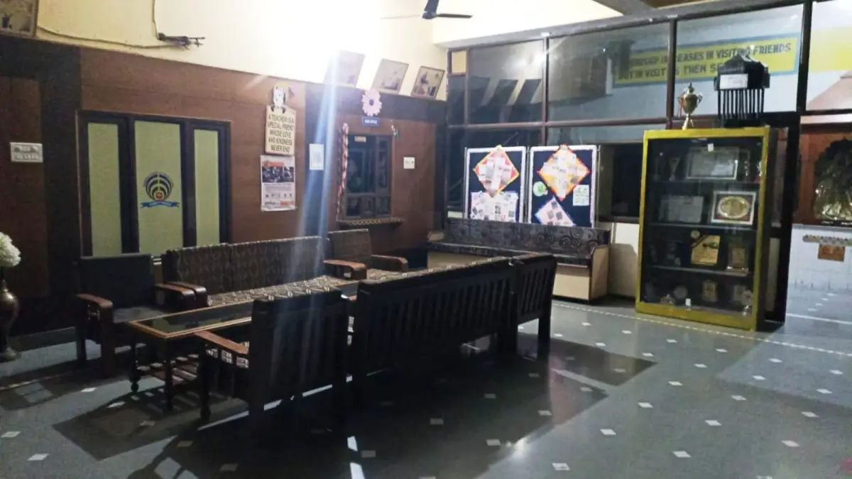 Takshila College: campus photo 2