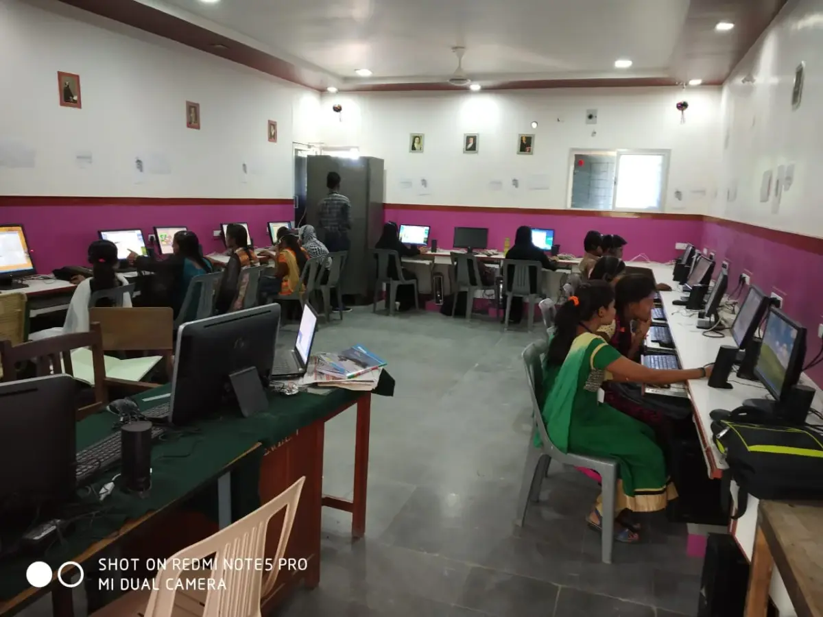 Taranatha Shikshan Samsthes Laxmi Venktesh Desai College: campus photo 3