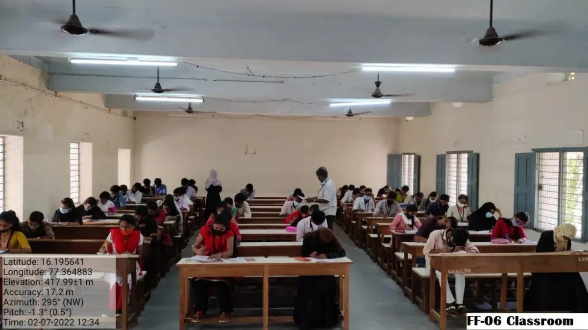 Taranatha Shikshan Samsthes Laxmi Venktesh Desai College: campus photo 4