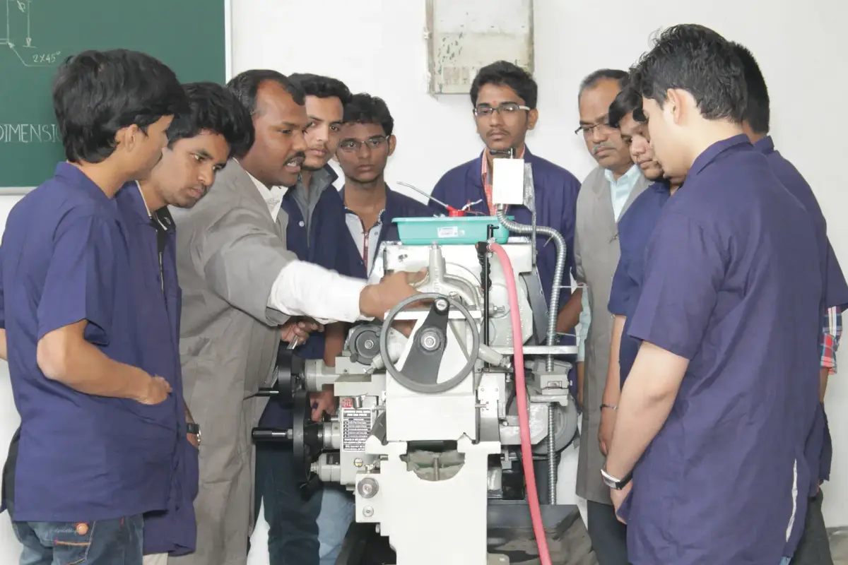Terna Public Charitable Trusts Terna Engineering College Nerul Navi Mumbai: campus photo 3