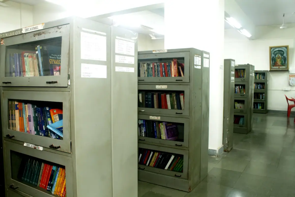 Terna Public Charitable Trusts, Terna Nursing College: campus photo 1