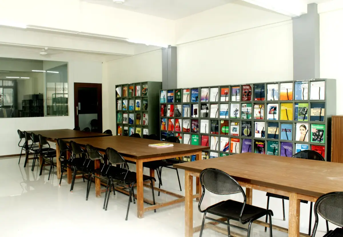 Terna Public Charitable Trusts, Terna Nursing College: campus photo 2