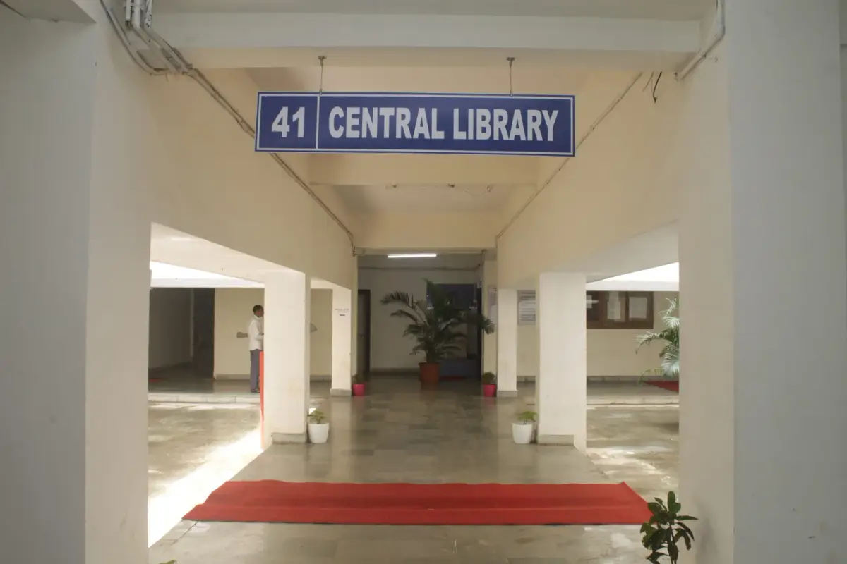 Terna Public Charitable Trusts, Terna Nursing College: campus photo 4