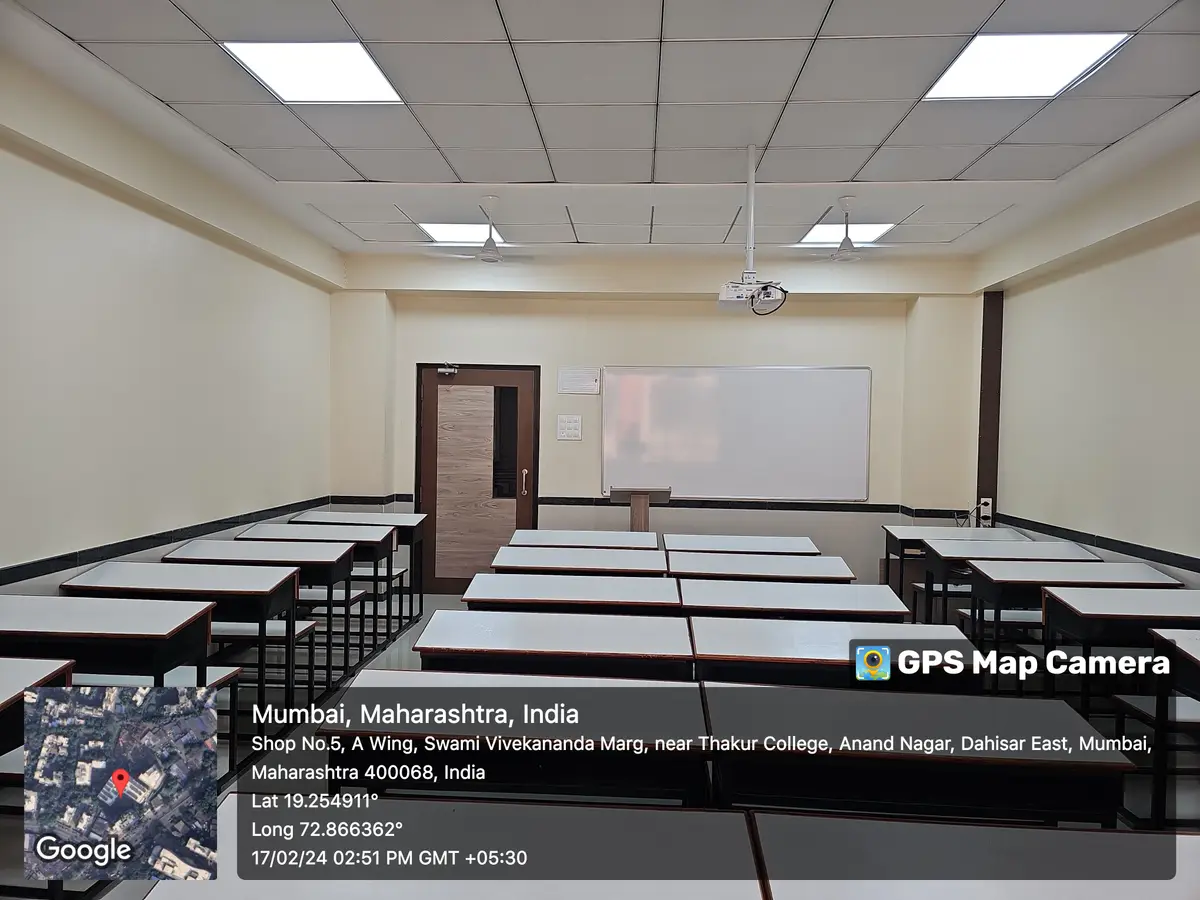 Thakur Ramnarayan College of Law S.V.Road, Dahisar (E), Mumbai: campus photo 1