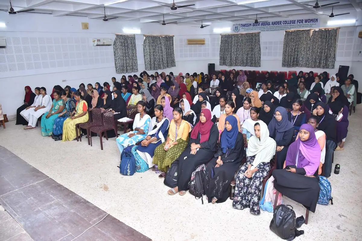 Thassim Beevi Abdul Kader College for Women: campus photo 8