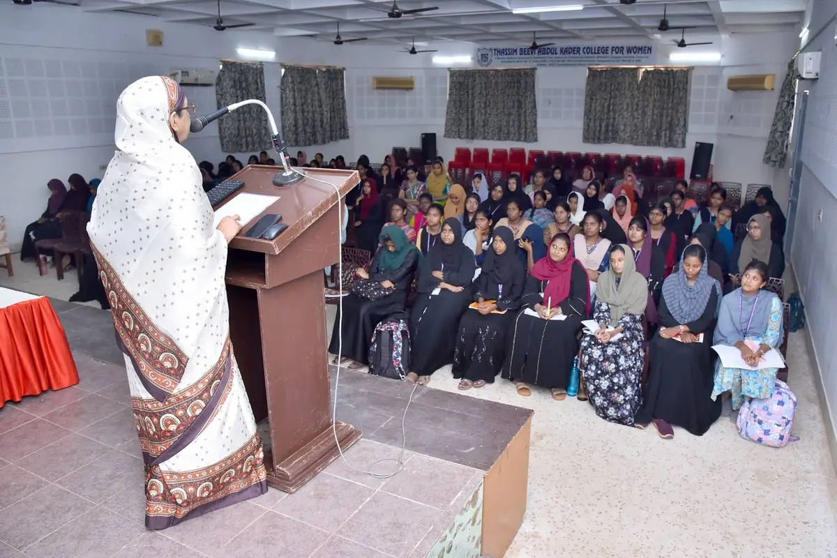 Thassim Beevi Abdul Kader College for Women: campus photo 2