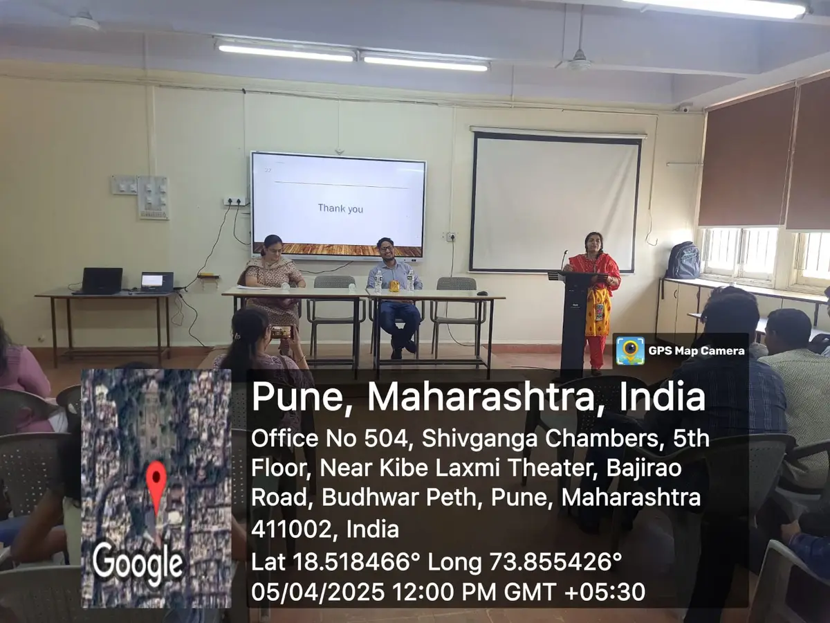 The Poona Gujrati Kelwani Mandals H.V.Desai Senior College of Arts, Science & Commerce, Budhawar Peth, Pune 2: campus photo 5
