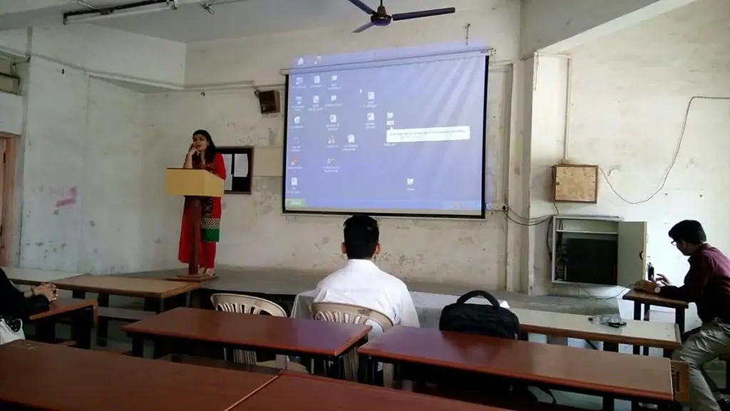 The Royal Higher Education Societys College of Arts Science and Commerce: campus photo 5