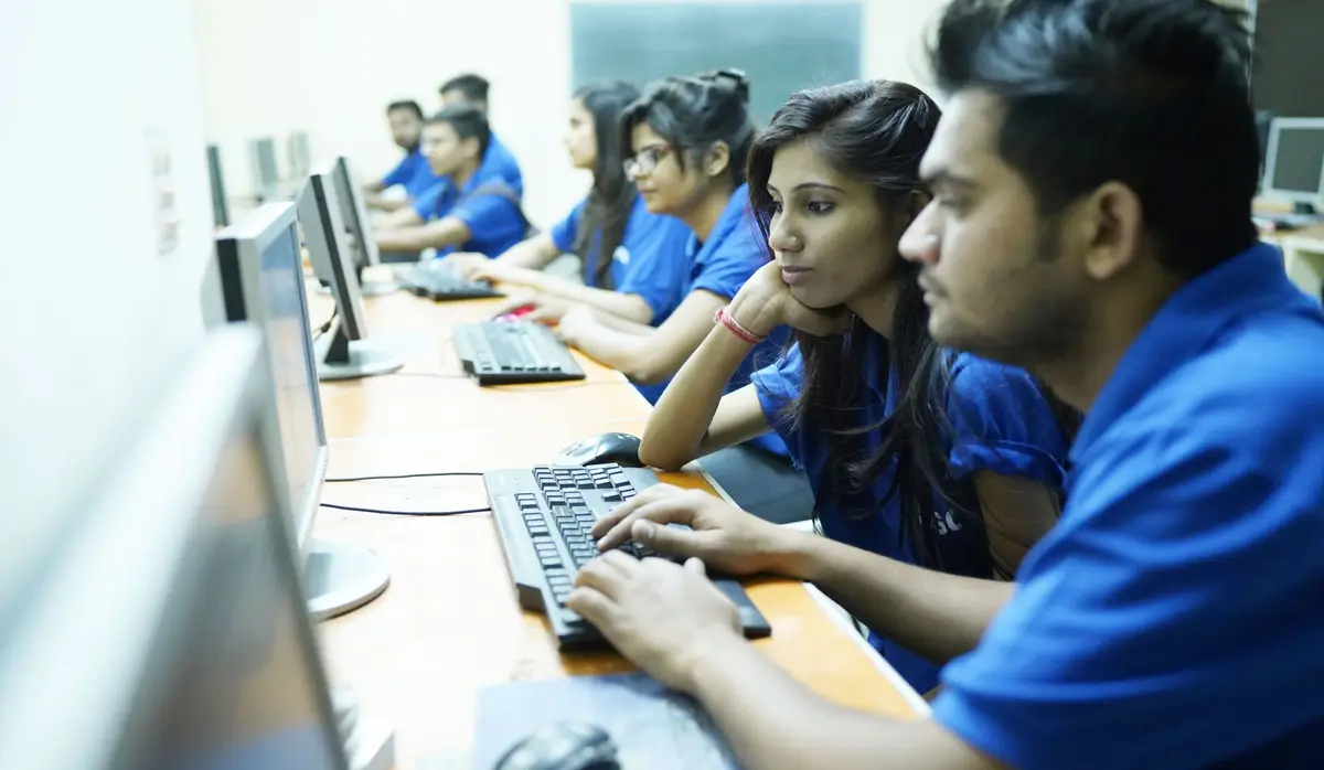Thomas Cangan Memorial College: campus photo 6