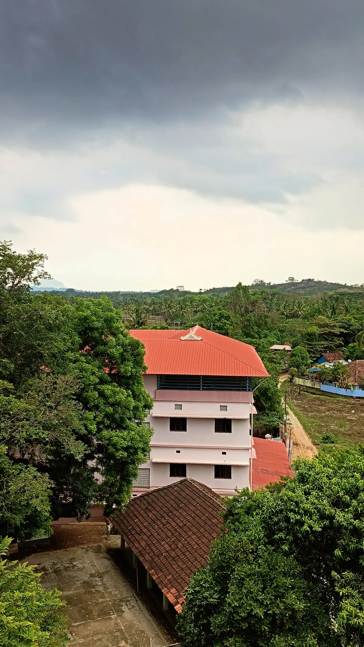 Thunchath Ezhuthachan College: campus photo 2
