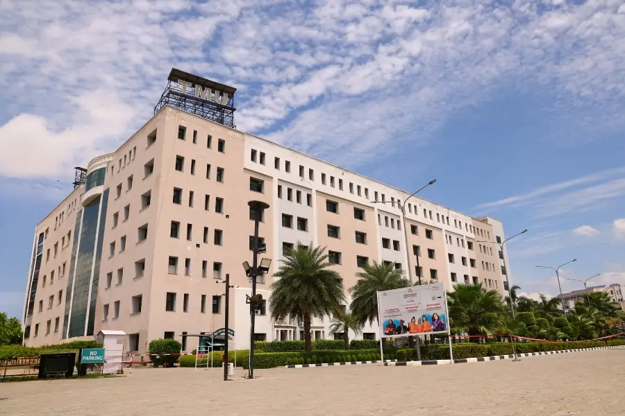 TMU campus photo 7