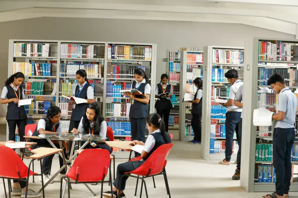 Toms College of Engineering and Polytechnic: campus photo 2