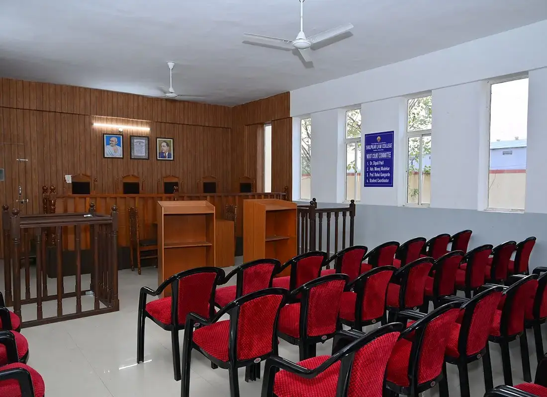 Trimurti Shikshan Prasarak Mandals Shilpkar Law College, Lonikand Ramnagar: campus photo 6