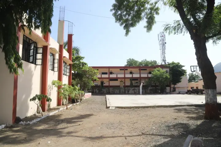 Trimurti Shikshan Sanstha'S Smt.Vimalbai Uttamrao Patil Arts and Late Dr.Bhaskar Sadashiv Desale Science College, Sakri. campus photo 7