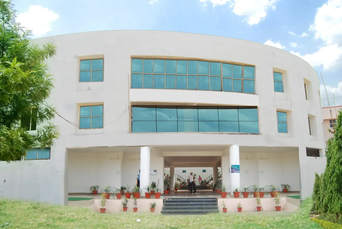 Truba College of Science & Technology, Karond - Gandhi Nagar campus photo 5