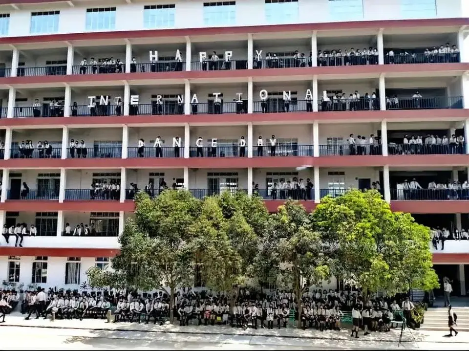 Unity College: campus photo 4