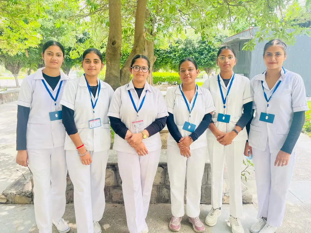 Universal College of Nursing: campus photo 3