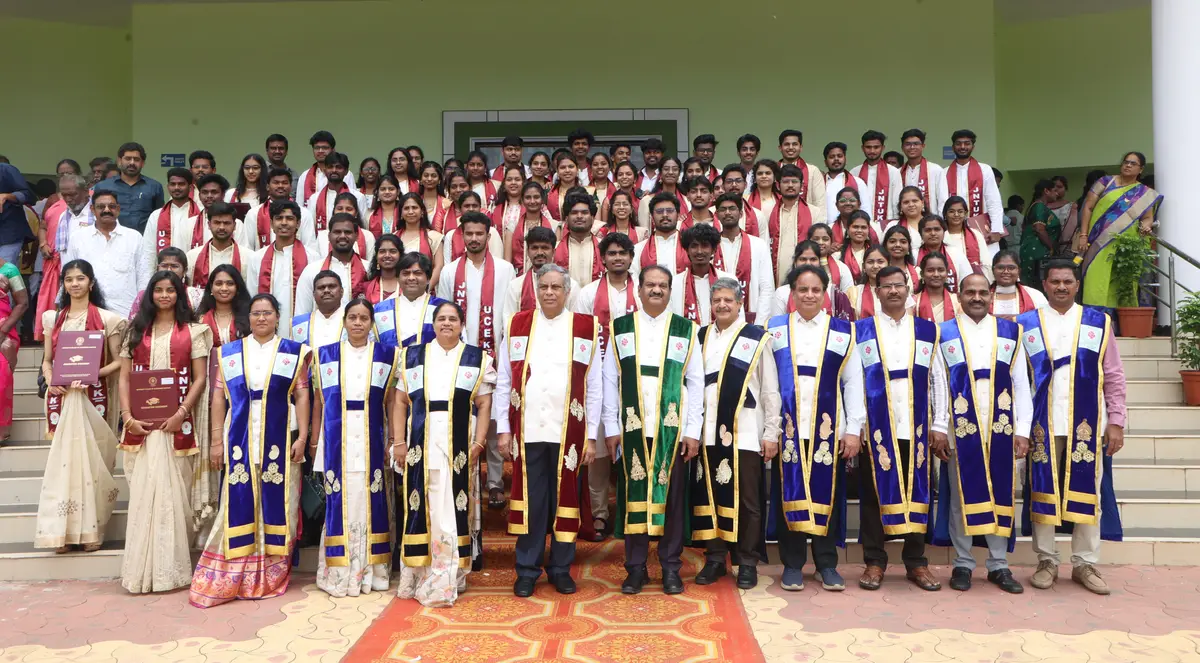 University College of Engineering: campus photo 2