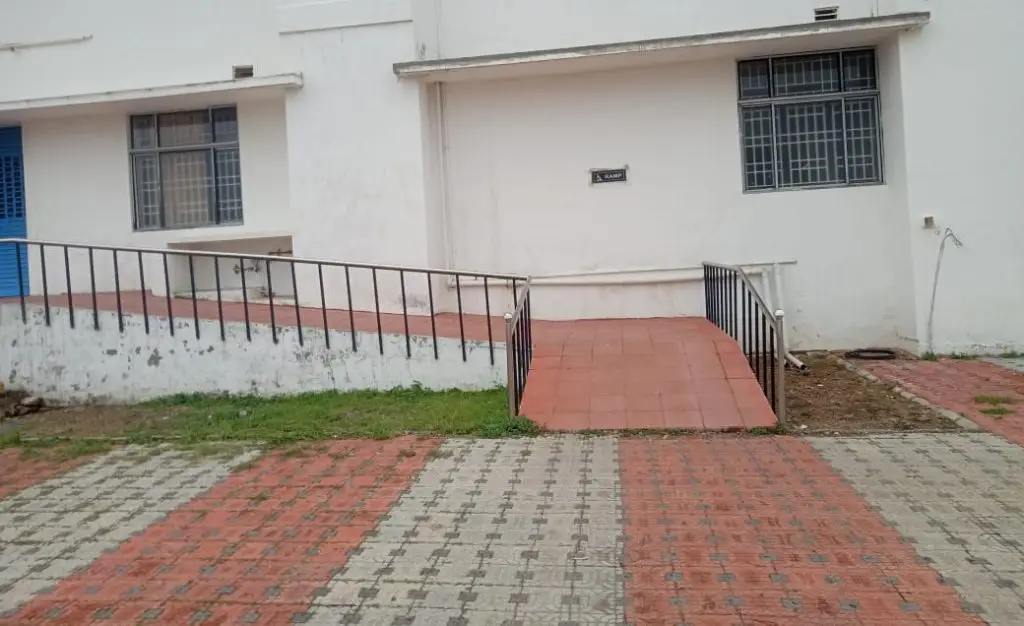 Unnamalai Institute of Technology: campus photo 1