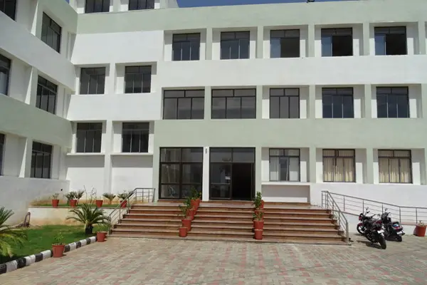 U.S. Ostwal Science and Arts College: campus photo 6