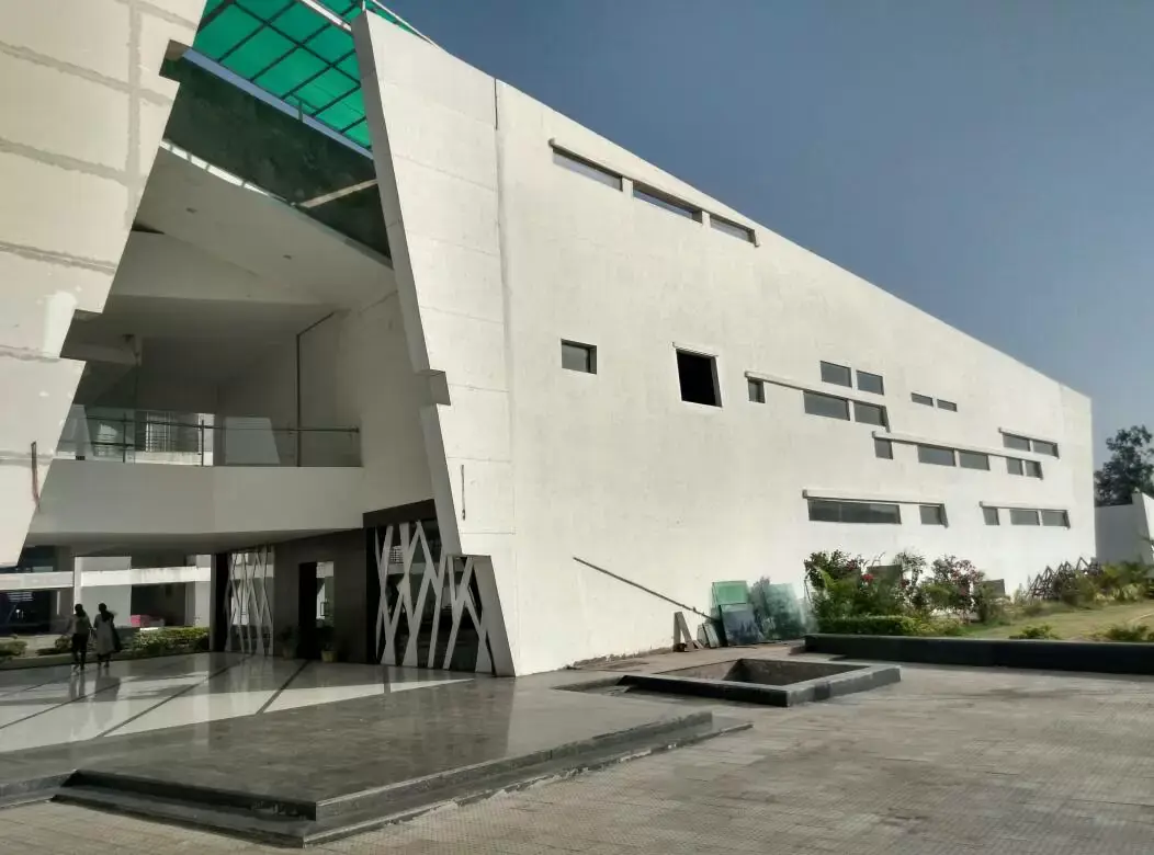 Uttam Prakash Agarwal College of Commerce and Economics: campus photo 3
