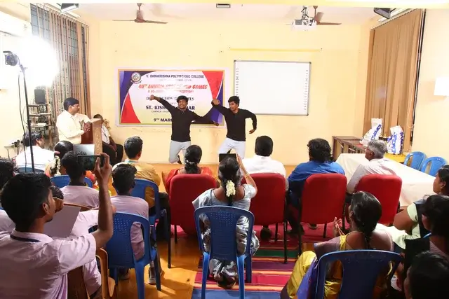 V Ramakrishna Polytechnic College Thiruvottiyur: campus photo 5