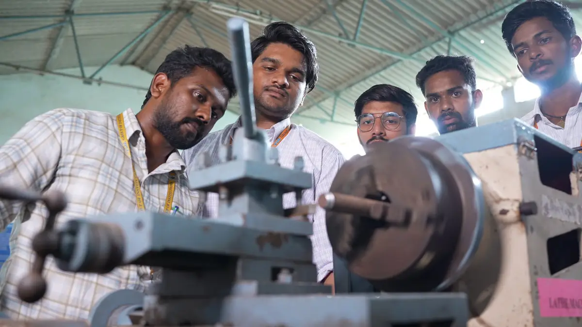 V S M College Pg Courses: campus photo 5